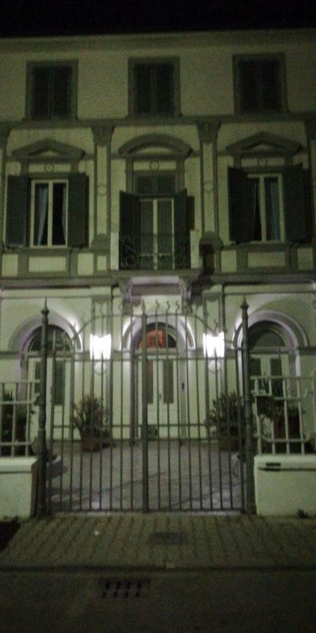 Casavacanza Villa D Funny ヴィアレッジョ エクステリア 写真