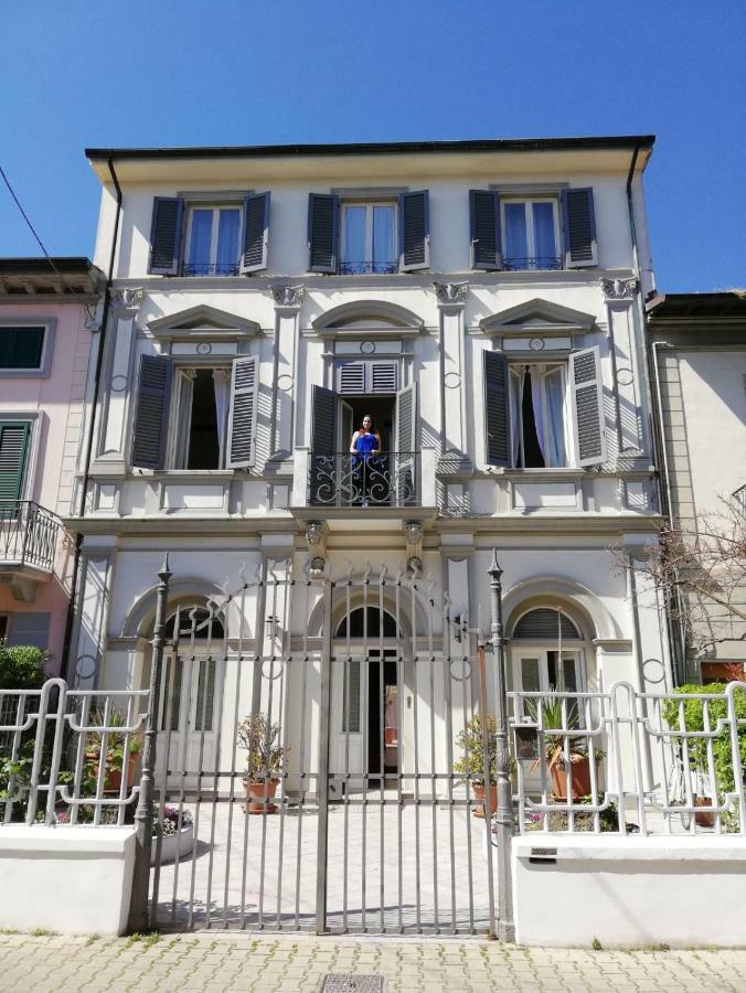 Casavacanza Villa D Funny ヴィアレッジョ エクステリア 写真